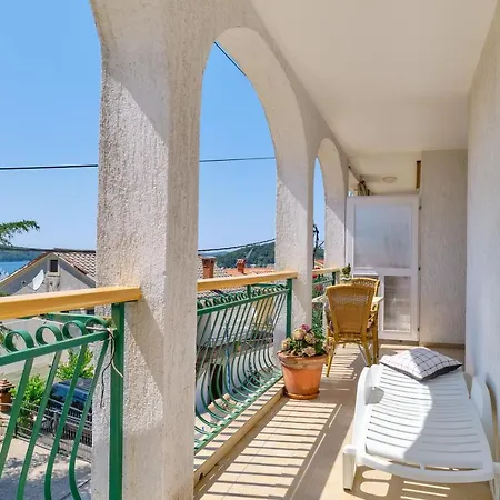 Sun Apartment